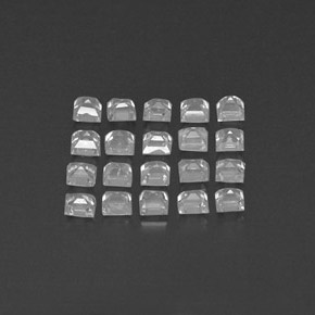 Achetez naturel ct blanc saphir gems, carré, en provenance madagascar chez gemselect. en stock, livraison internationale!