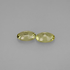 Achetez naturel ct vert saphir gems, coupe ovale, en provenance tanzanie chez gemselect. en stock, livraison internationale!