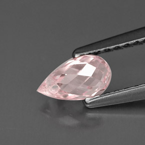 Saphir rose naturelle briolette, 0,77 ct, VS