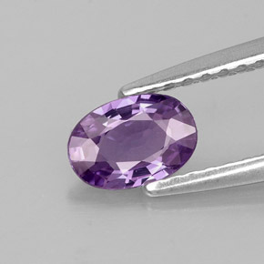 Saphir violet naturelle coupe ovale, 0,52 ct, VVS