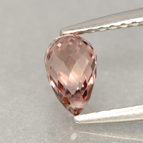 Saphir rose naturelle briolette, 0,90 ct, VVS-VS