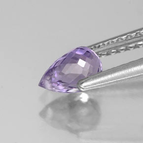 Saphir violet naturelle briolette, 0,81 ct, VS