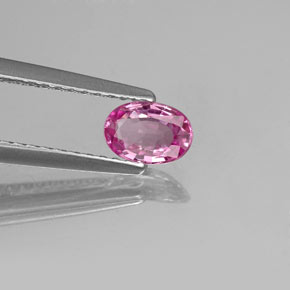 Saphir rose naturelle coupe ovale, 0,46 ct, VVS