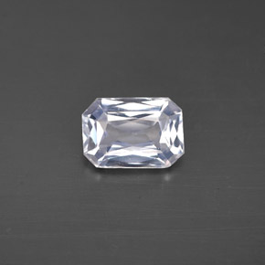 Saphir blanc naturelle taille émeraude, 0,98 ct, VVS