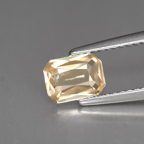 Saphir orange naturelle taille émeraude, 0,86 ct, VS