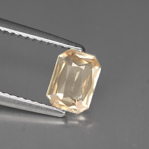 Saphir orange naturelle taille émeraude, 0,86 ct, VS