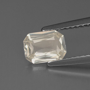 Saphir blanc naturelle taille émeraude, 0,87 ct, VVS-VS