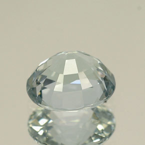 Saphir vert naturelle coupe ovale, 1,25 ct, IF