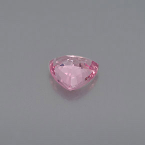 Saphir rose naturelle trillion, 0,64 ct, VS