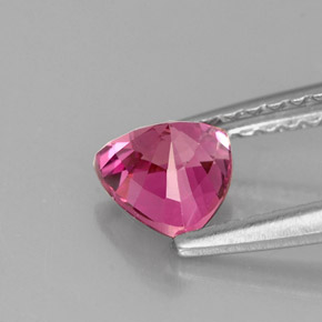 Saphir rose naturelle trillion, 0,71 ct, VVS