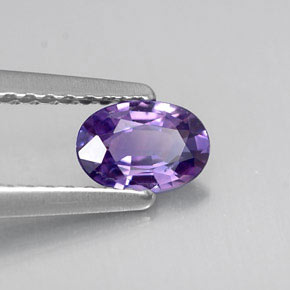 Saphir violet naturelle coupe ovale, 0,48 ct, VS