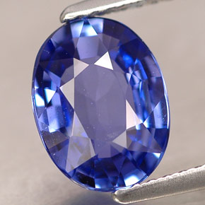 Saphir bleue naturelle coupe ovale, 2,30 ct, IF