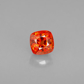 Saphir orange naturelle coupe coussin, 0,67 ct, VS