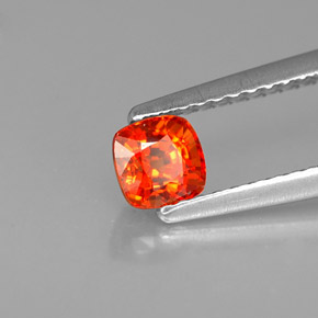 Saphir orange naturelle coupe coussin, 0,67 ct, VS
