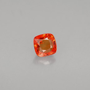 Saphir orange naturelle coupe coussin, 0,55 ct, VS