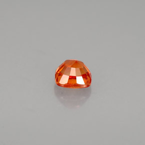 Saphir orange naturelle coupe coussin, 0,55 ct, VS