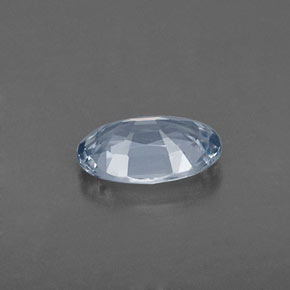 Saphir gris naturelle coupe ovale, 0,52 ct, VVS-VS