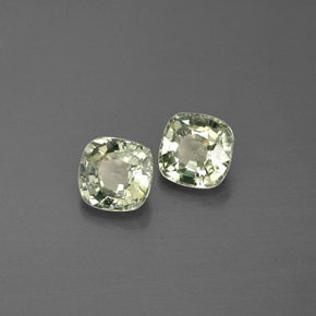 Achetez naturel ct vert saphir gems, coupe coussin, en provenance tanzanie (songea) chez gemselect. en stock, livraison internationale!