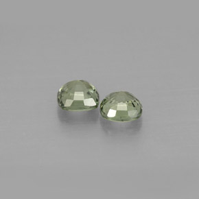 Achetez naturel ct vert saphir gems, coupe coussin, en provenance tanzanie (songea) chez gemselect. en stock, livraison internationale!