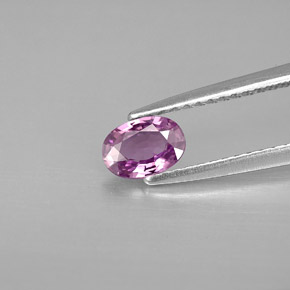 Saphir violet naturelle coupe ovale, 0,46 ct, VVS