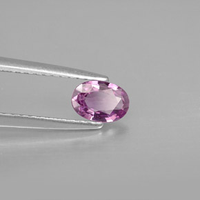 Saphir violet naturelle coupe ovale, 0,46 ct, VVS