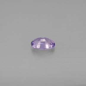 Saphir violet naturelle coupe ovale, 0,52 ct, IF