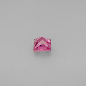 Saphir rose naturelle carré, 0,46 ct, VS
