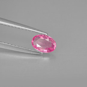 Saphir rose naturelle coupe ovale, 0,49 ct, VVS