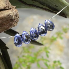 Achetez naturel 3,73ct bleue saphir gems, briolette, en provenance sri lanka chez gemselect. en stock, livraison internationale!