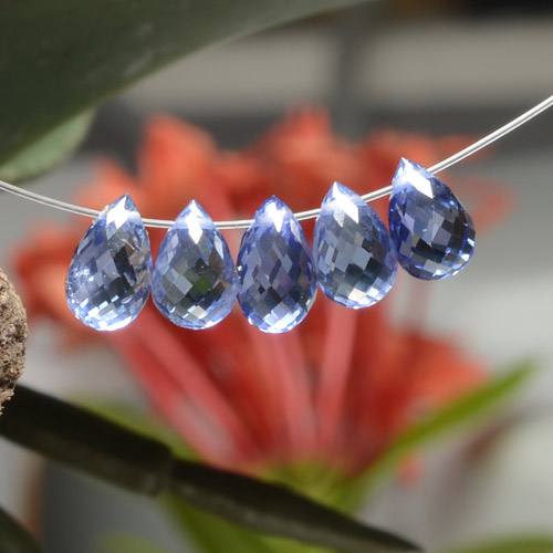 Achetez naturel 4,06ct bleue saphir gems, briolette, en provenance sri lanka chez gemselect. en stock, livraison internationale!