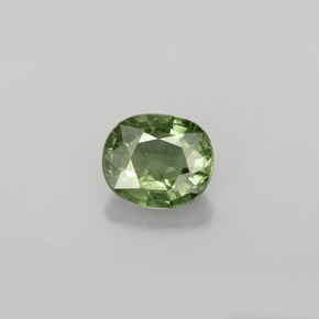 Saphir vert naturelle coupe ovale, 0,84 ct, VS