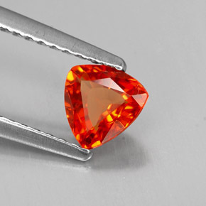 Saphir orange naturelle trillion, 0,65 ct, VVS-VS