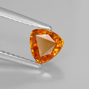 Saphir orange naturelle trillion, 0,77 ct, VVS-VS