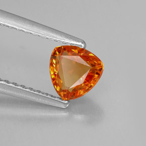 Saphir orange naturelle trillion, 0,84 ct, VVS-VS