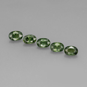 Achetez naturel ct vert saphir gems, coupe ovale, en provenance thaïlande chez gemselect. en stock, livraison internationale!