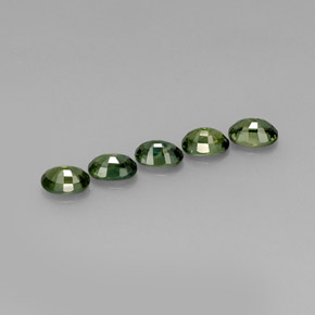 Achetez naturel ct vert saphir gems, coupe ovale, en provenance thaïlande chez gemselect. en stock, livraison internationale!