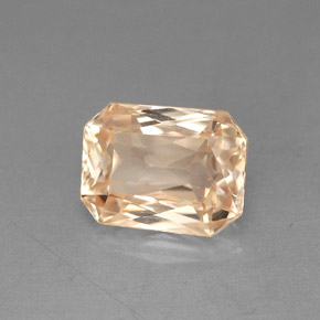 Saphir orange naturelle taille émeraude, 2,13 ct, VVS