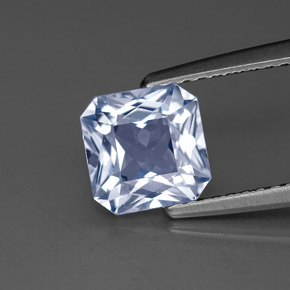 Saphir bleue naturelle taille émeraude, 1,82 ct, VVS