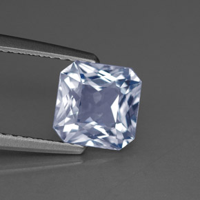 Saphir bleue naturelle taille émeraude, 1,82 ct, VVS
