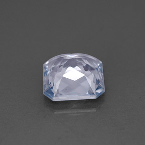 Saphir bleue naturelle taille émeraude, 1,82 ct, VVS