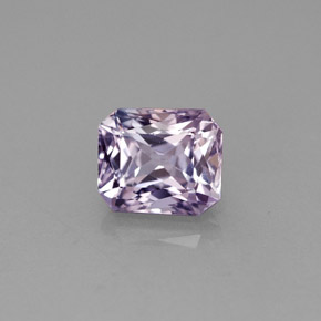 Saphir violet naturelle taille émeraude, 1,86 ct, VVS