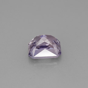 Saphir violet naturelle taille émeraude, 1,86 ct, VVS