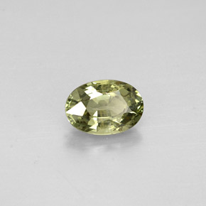 Saphir vert naturelle coupe ovale, 0,67 ct, VS