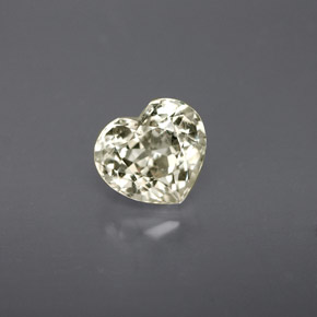Saphir jaune naturelle forme de coeur, 1,35 ct, VVS-VS