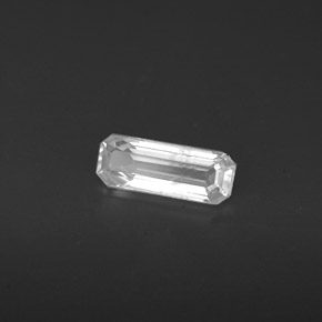 Saphir blanc naturelle taille émeraude, 0,55 ct, VS