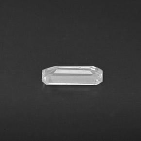 Saphir blanc naturelle taille émeraude, 0,55 ct, VS