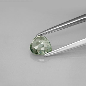 Saphir vert naturelle forme de coeur, 0,96 ct, VVS-VS
