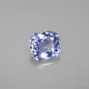 Saphir bleue naturelle taille émeraude, 2,44 ct, VS