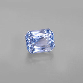 Saphir bleue naturelle taille émeraude, 2,38 ct, VS