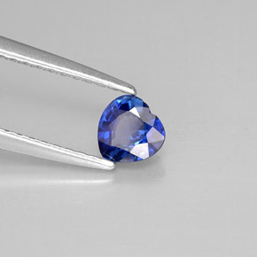 Saphir bleue naturelle forme de coeur, 0,44 ct, VS